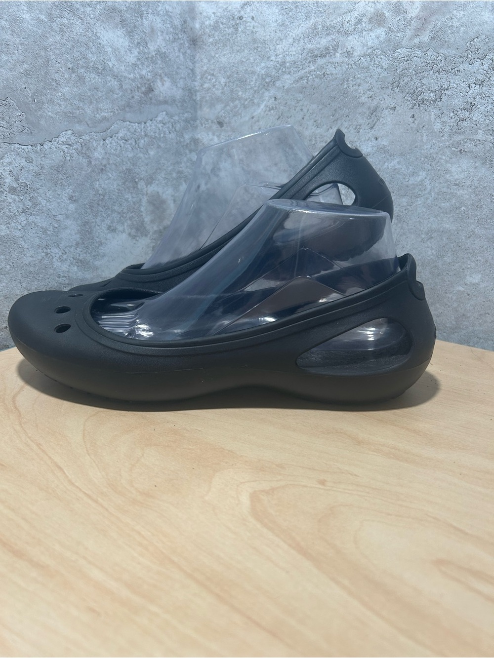 Women’s black crocs kadee flats size 10